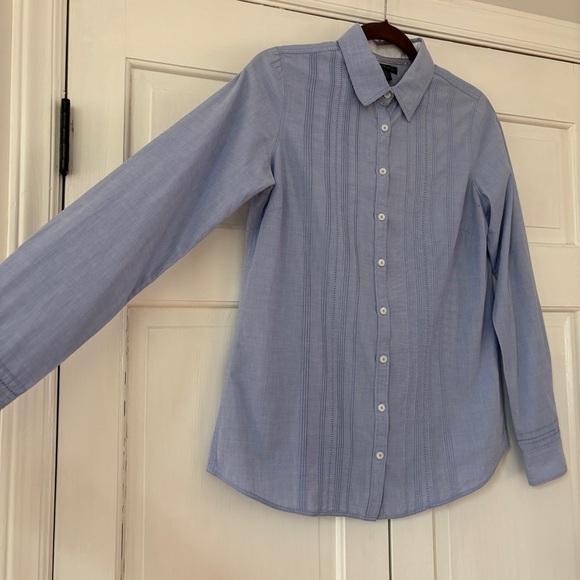 Tommy Hilfiger Women’s Size 6 Blue Pintucked Button Down Shirt Blouse Cotton - Picture 7 of 12